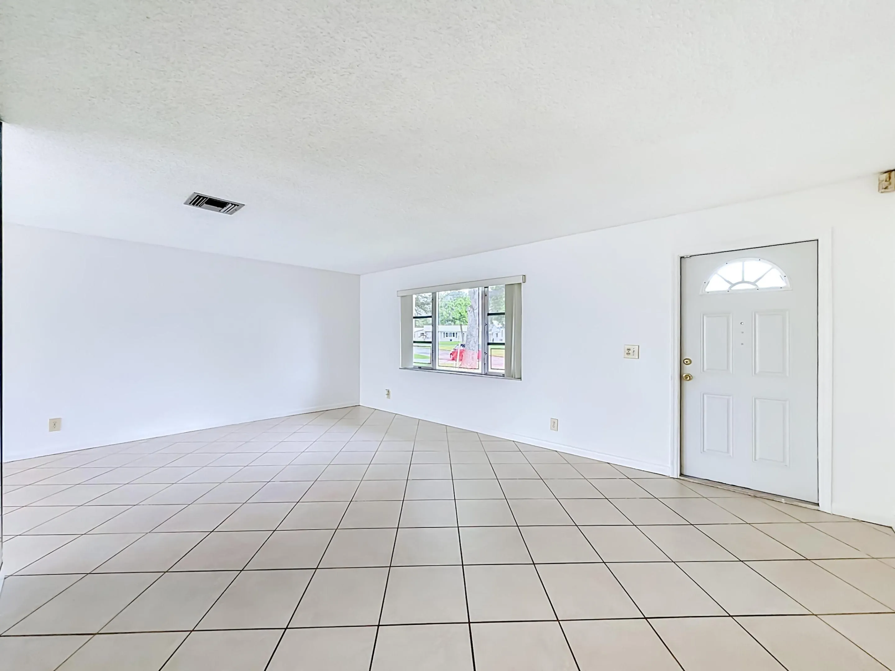 8504 NW 14th Street-18