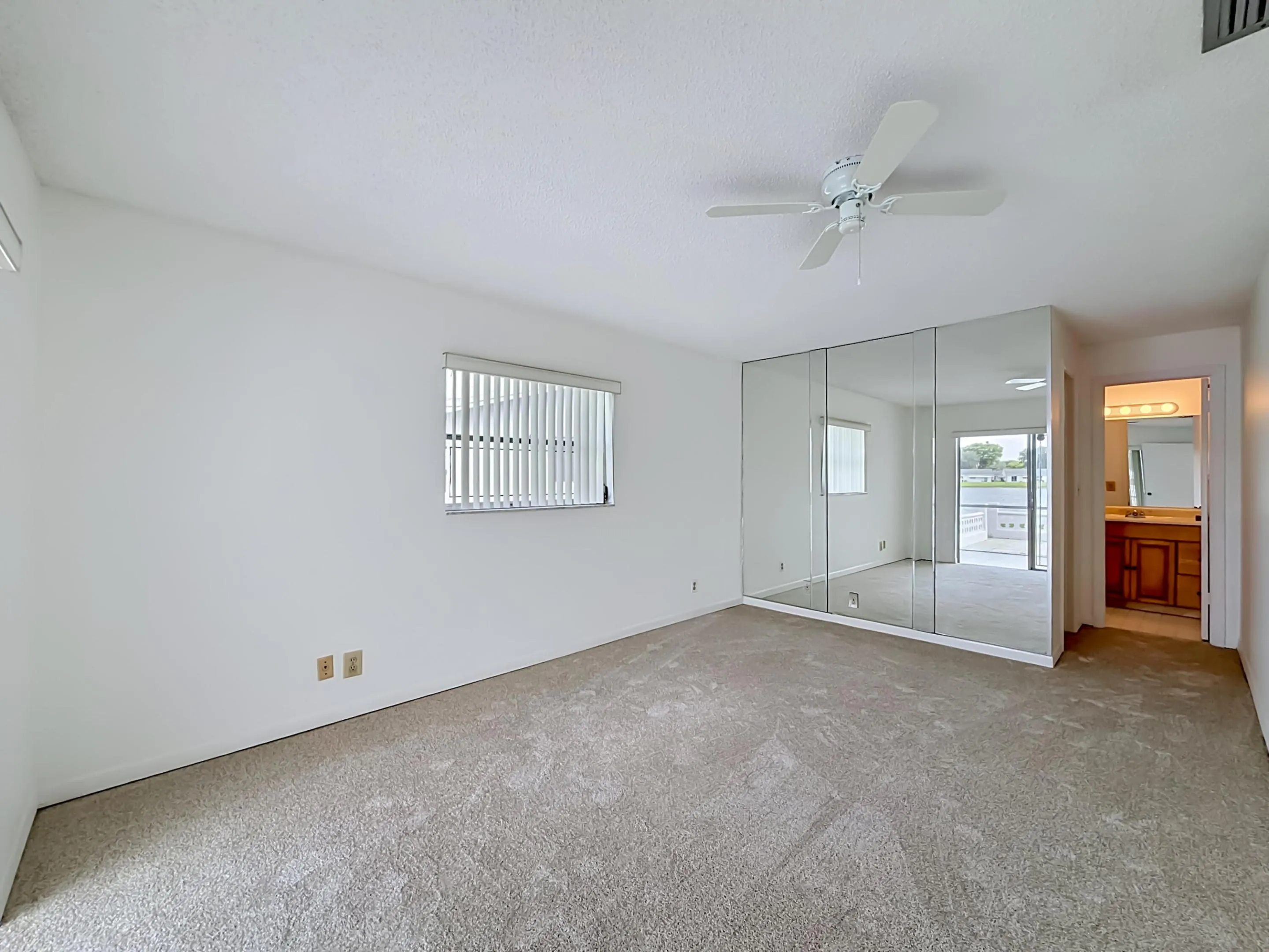 8504 NW 14th Street-35