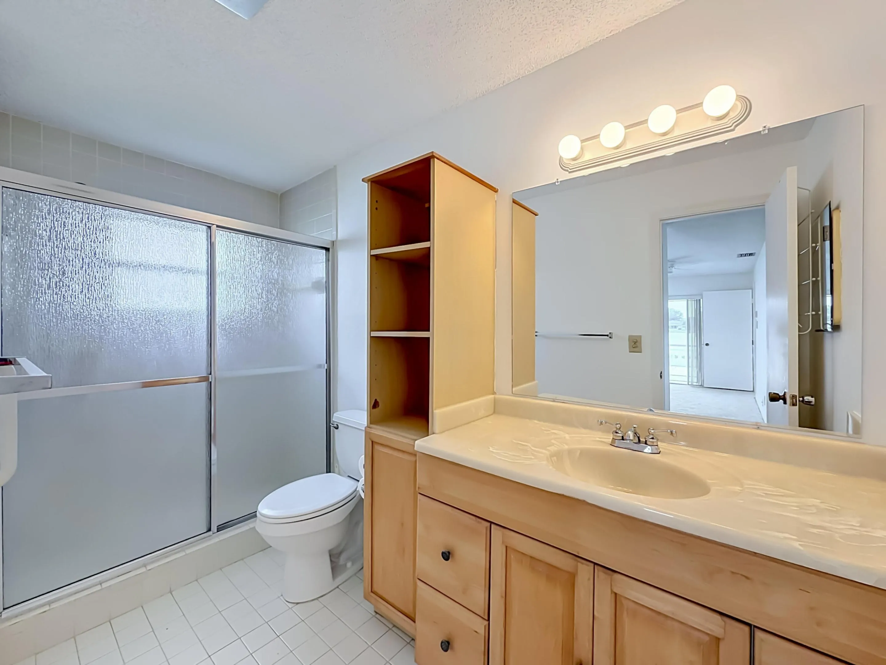 8504 NW 14th Street-39
