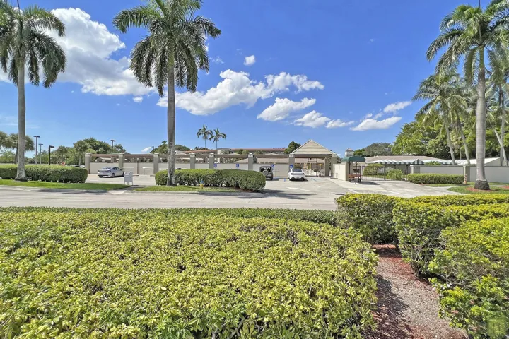 115 wpool center