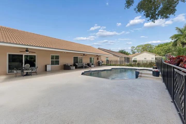 Pool and large Patio