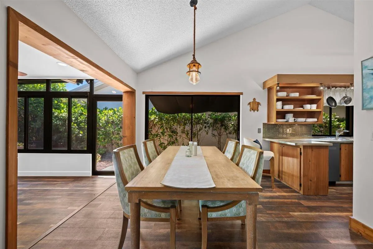 Dining Room Area