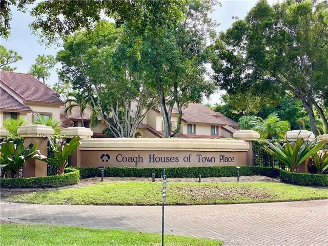 coach homes entrance
