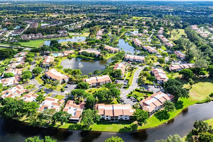 Come HOME to paradise in Pines of Boca Lago!