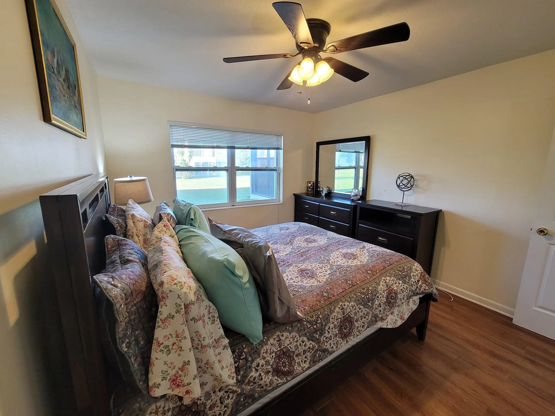 BEDROOM 5
