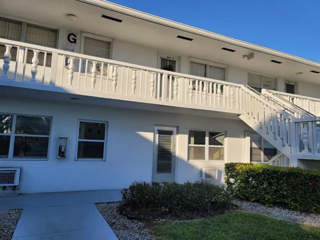 FRONT OF UNIT
