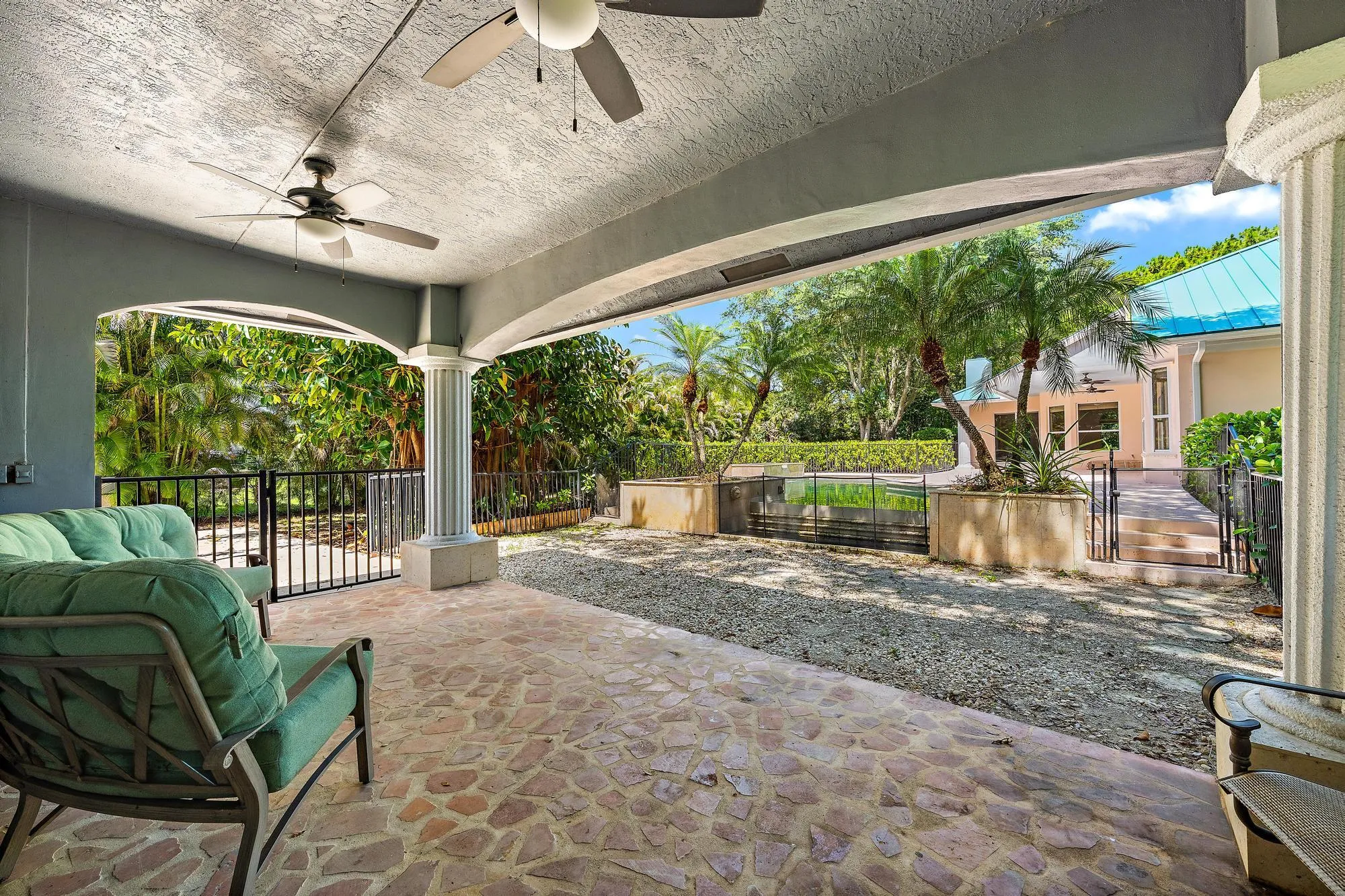 Cabana House Patio 2