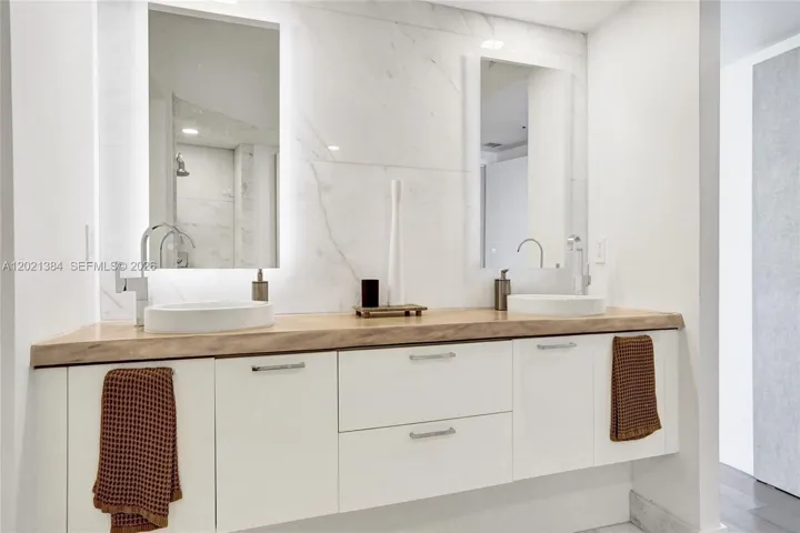 PERFECTLY STYLED AND FULLY UPGRADED MASTER BATHROOM!