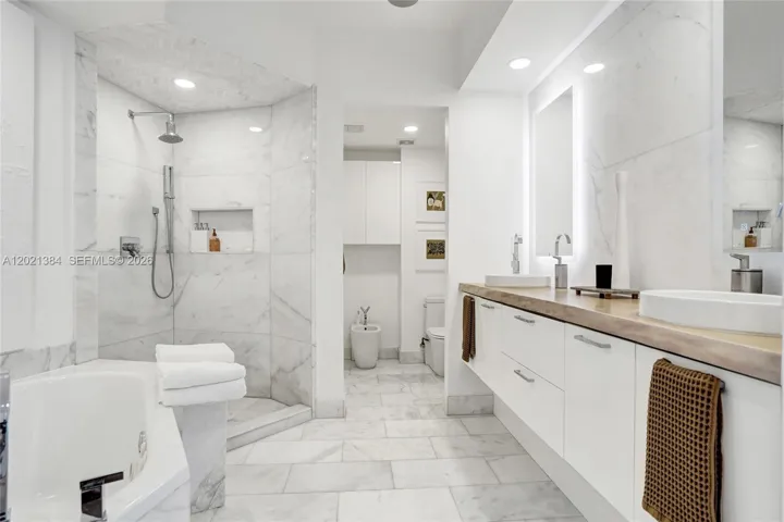 PERFECTLY STYLED AND FULLY UPGRADED MASTER BATHROOM!