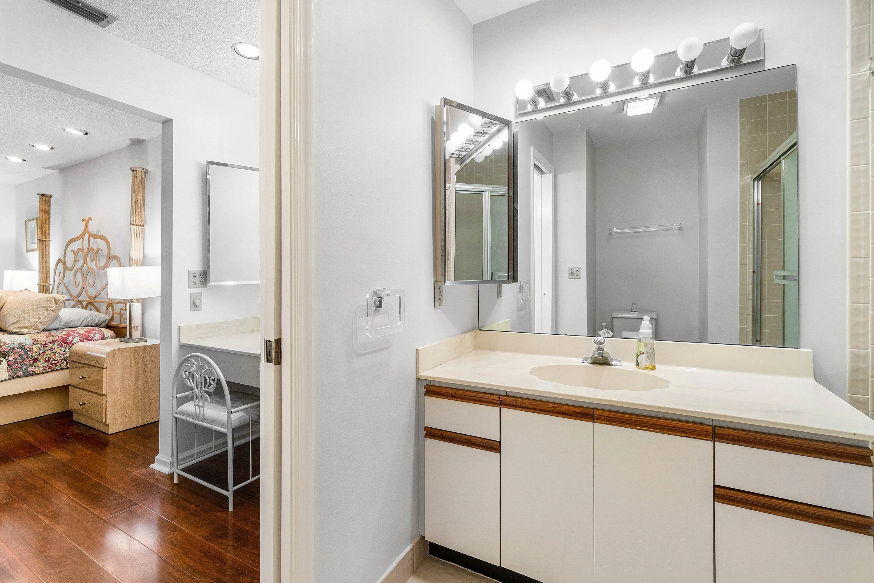 025-10137MangroveDrive-203-BoyntonBeach-