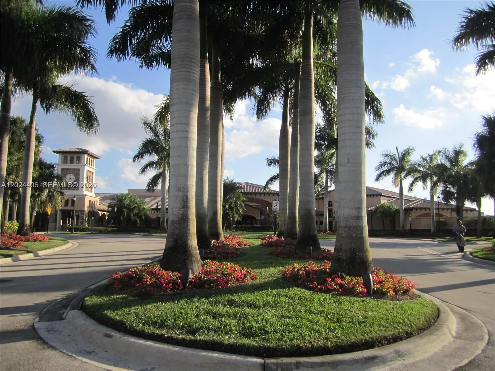 Entrance clubhouse
