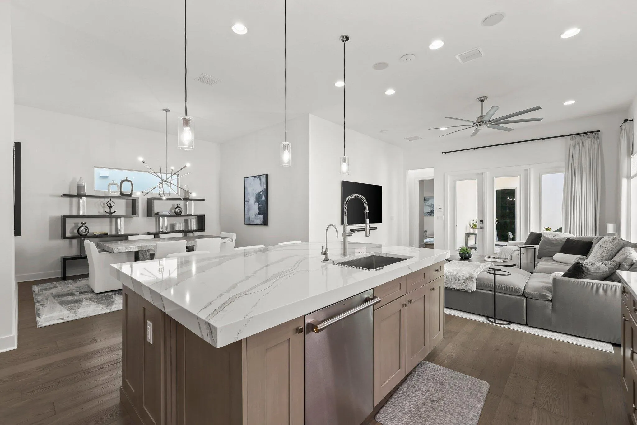 1189 Faulkner Terr - 17.jpg-SMALL
