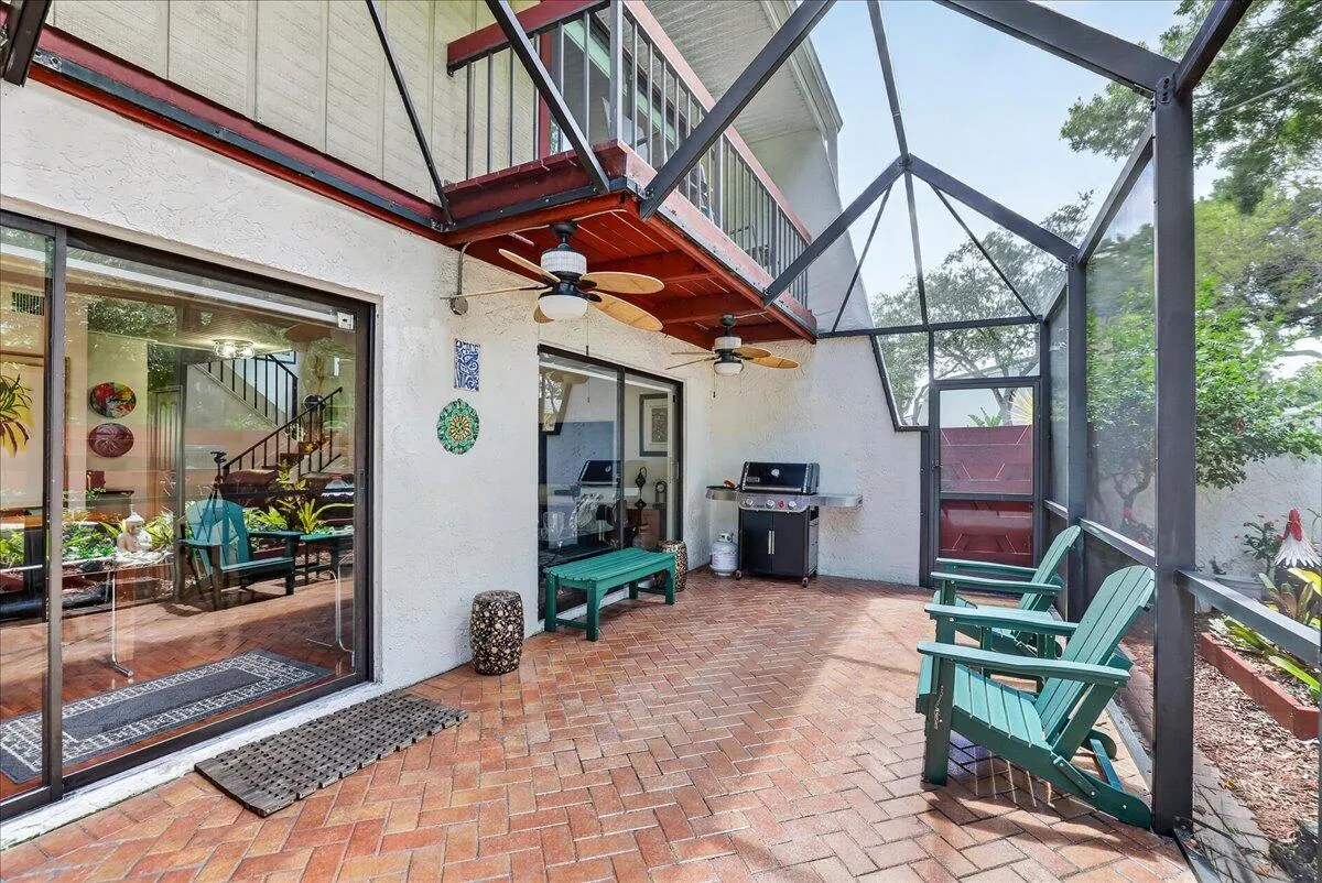 Screened porch