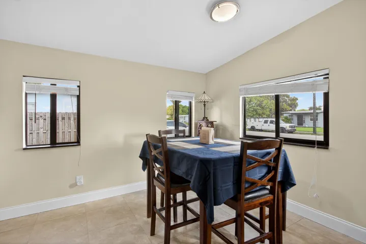 27-web-or-mls-1914-6521
