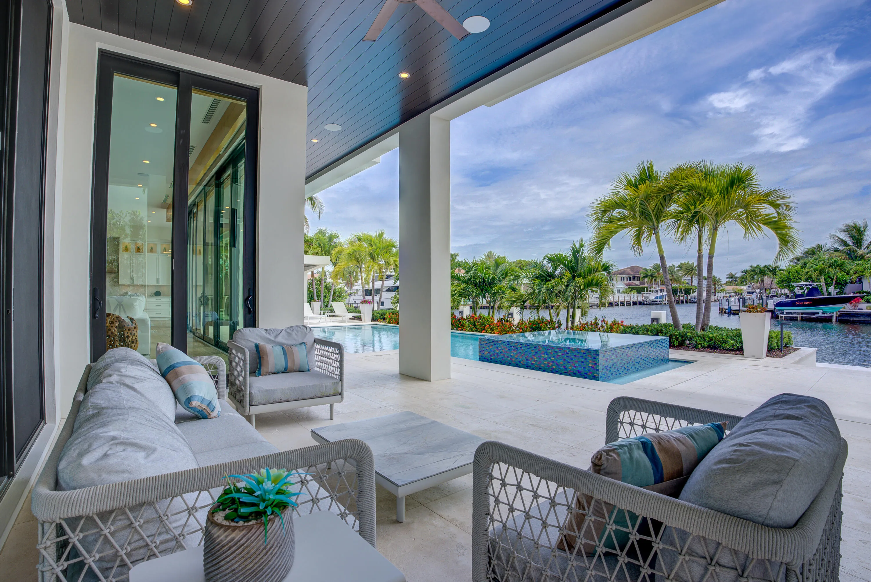 DSC05593_4_5_6_7