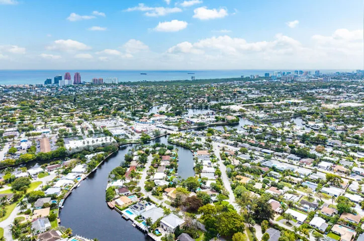 Aerial view with Fort Lauderdale Beach n the backround
