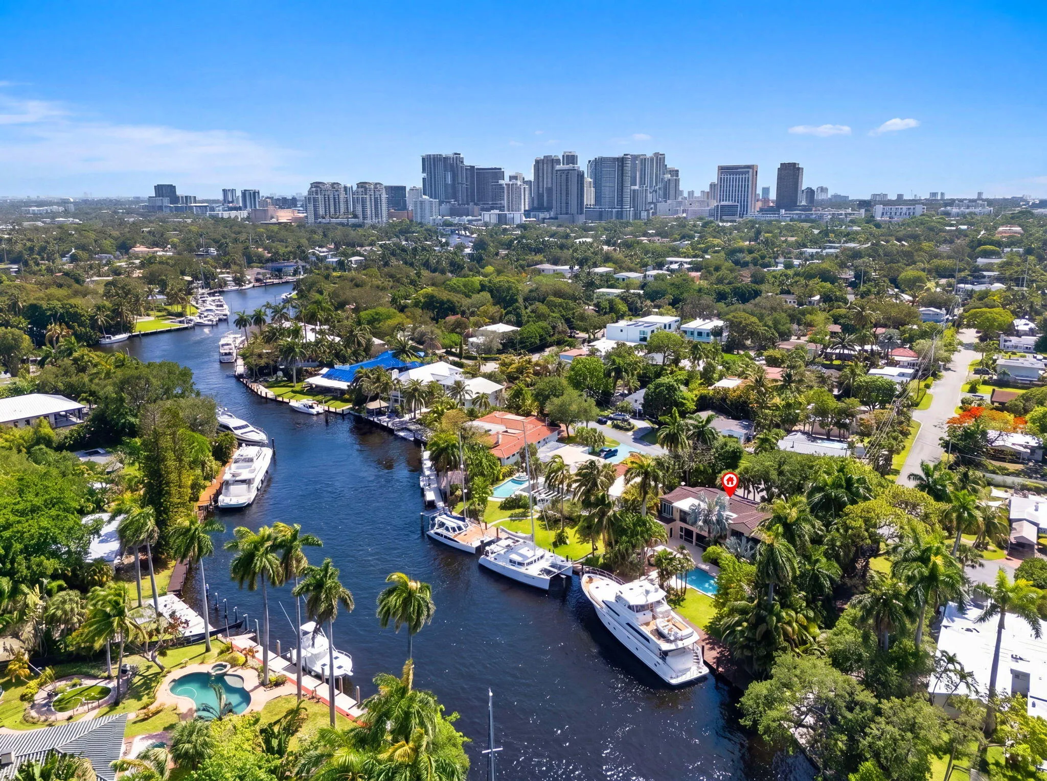 Downtown Fort Lauderdale Skyline - Ocean access with no fixed bridges