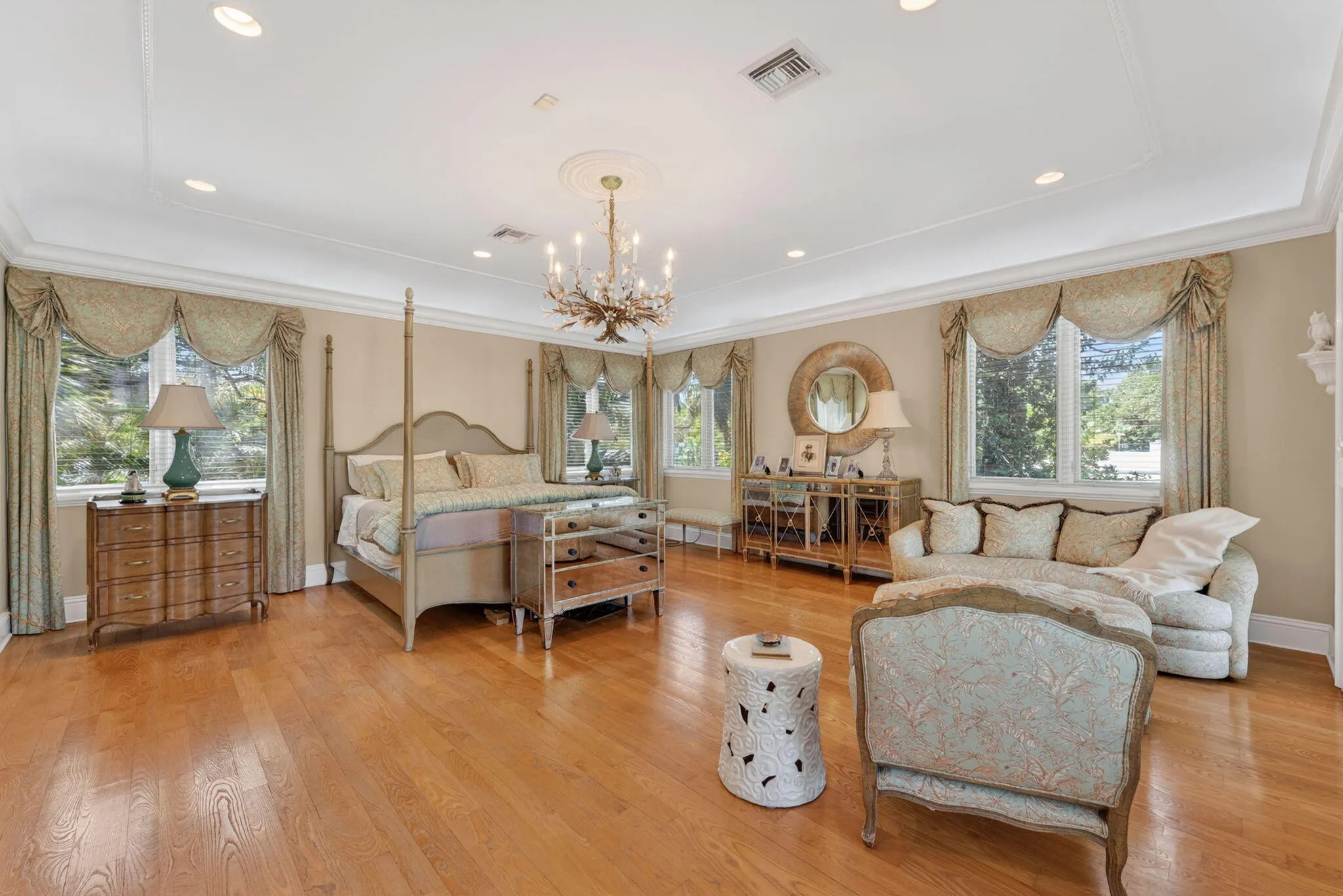 Spacious Primary suite with sitting area