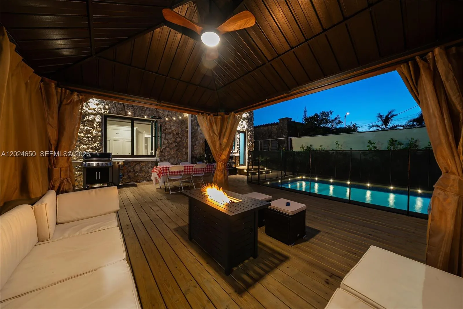 Property photo 100