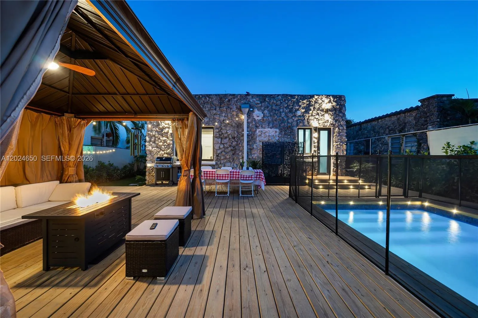 Property photo 93
