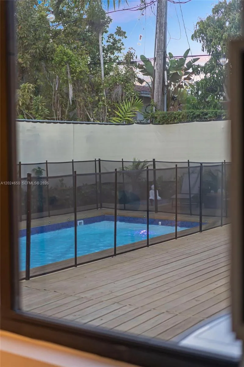 Property photo 64