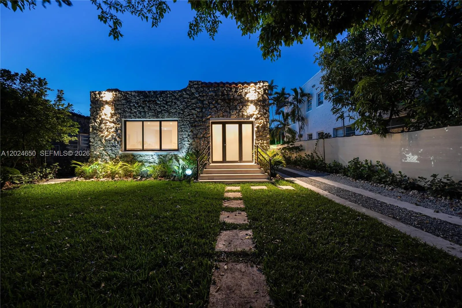 Property photo 99