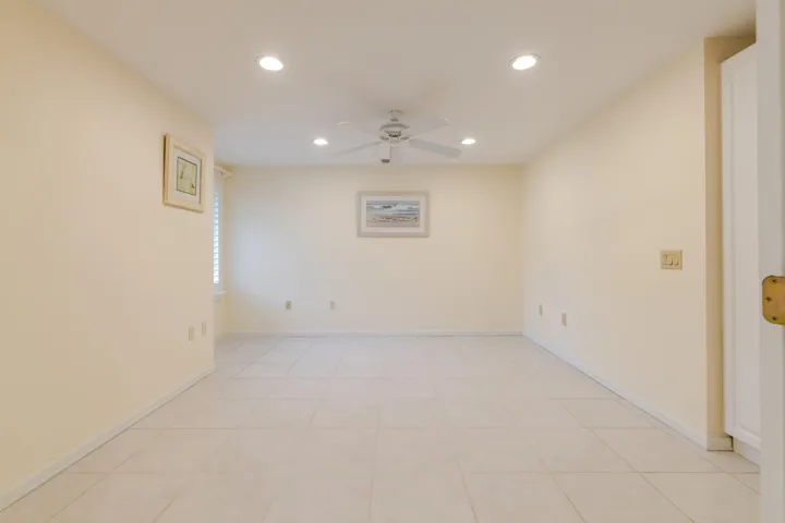46 Den Office 1