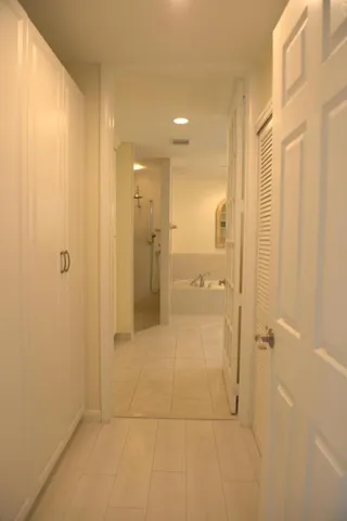 14 Living 3