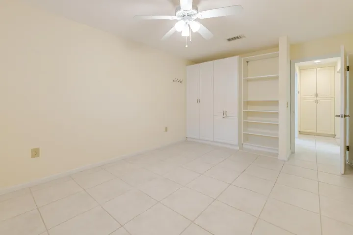 61 Bedroom 1 - 2