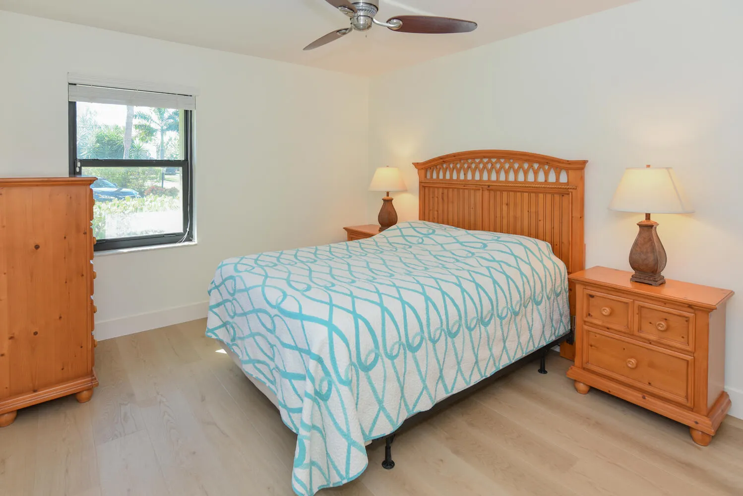 1469 Va Privada Jupiter FL-large-030-020