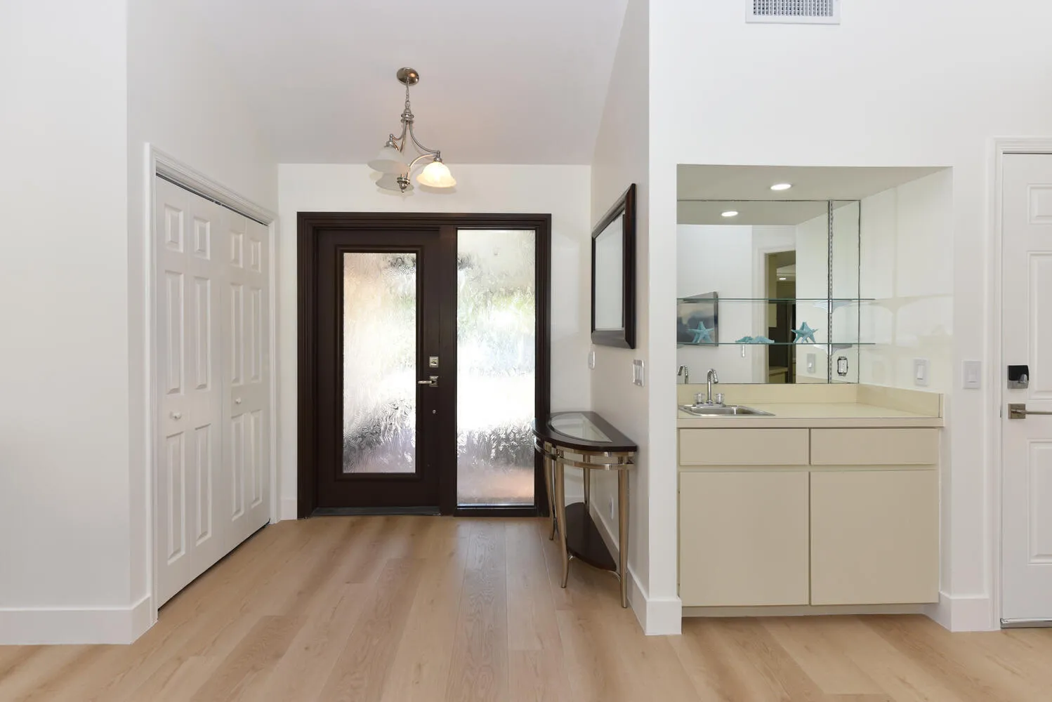 1469 Va Privada Jupiter FL-large-012-032