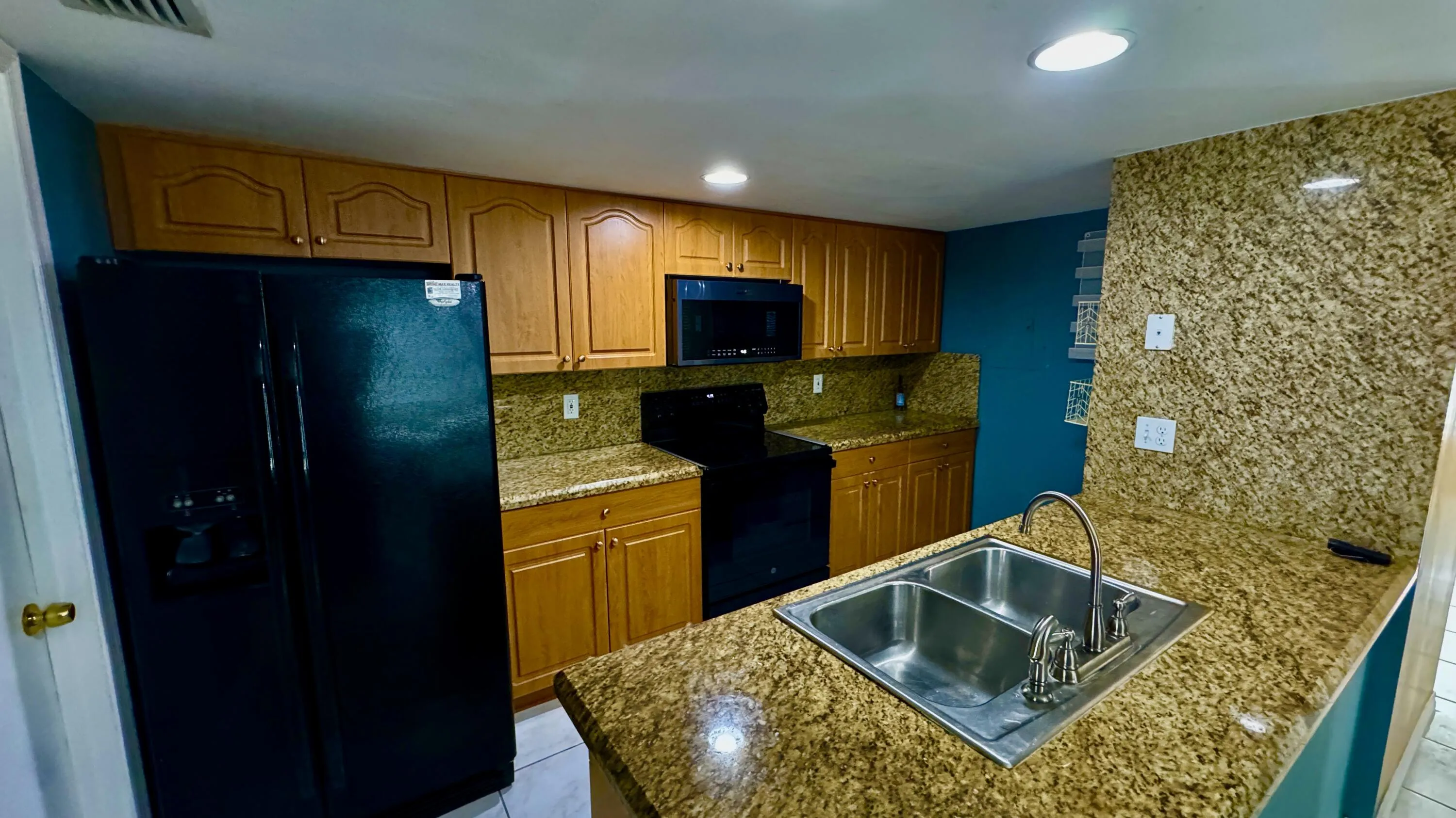 Modern kitchen