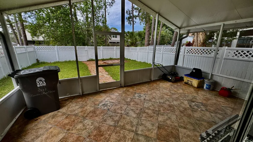 Large screened patio