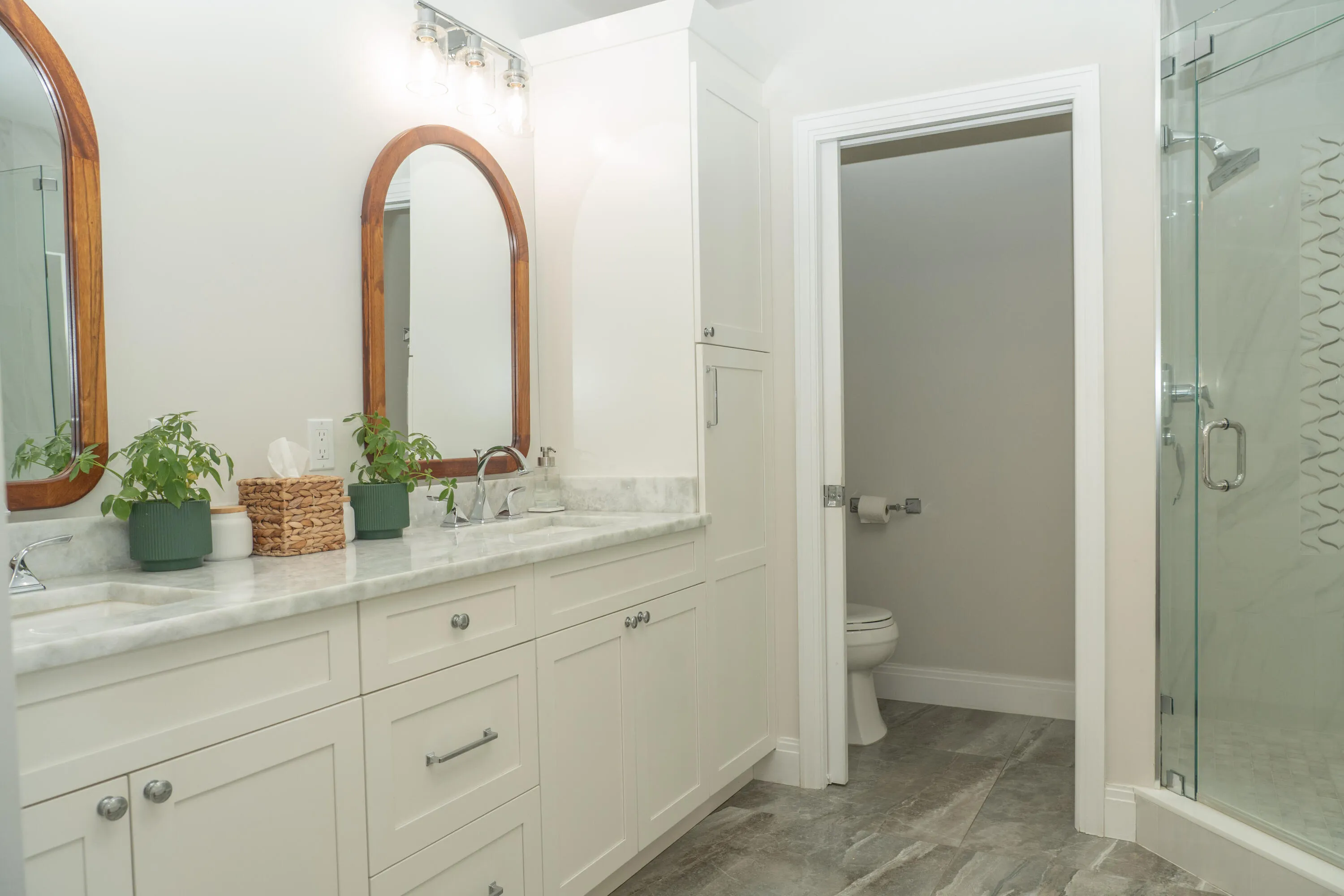 Primary Bathroom - Double Vanity
