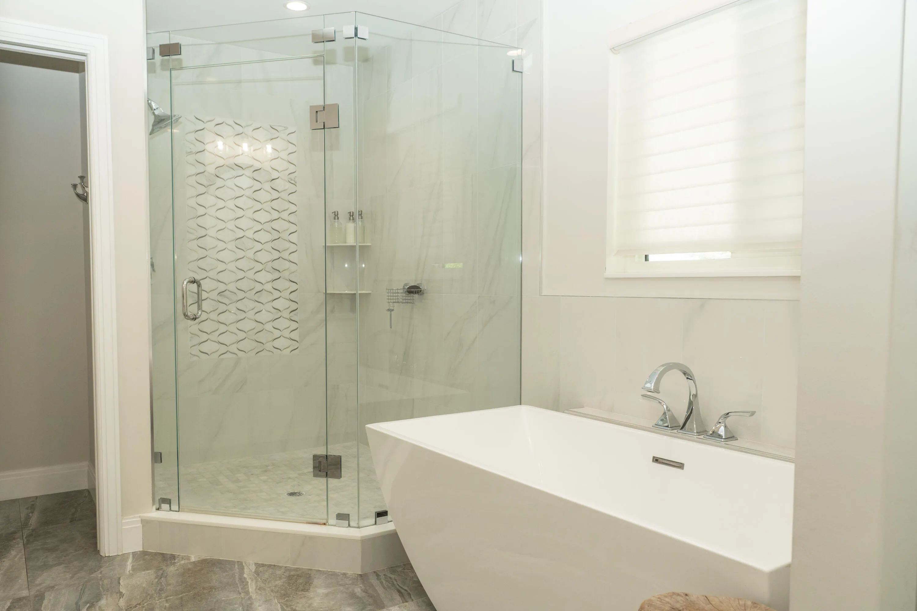 Primary Bathroom Walk-in shower and free-standing tub