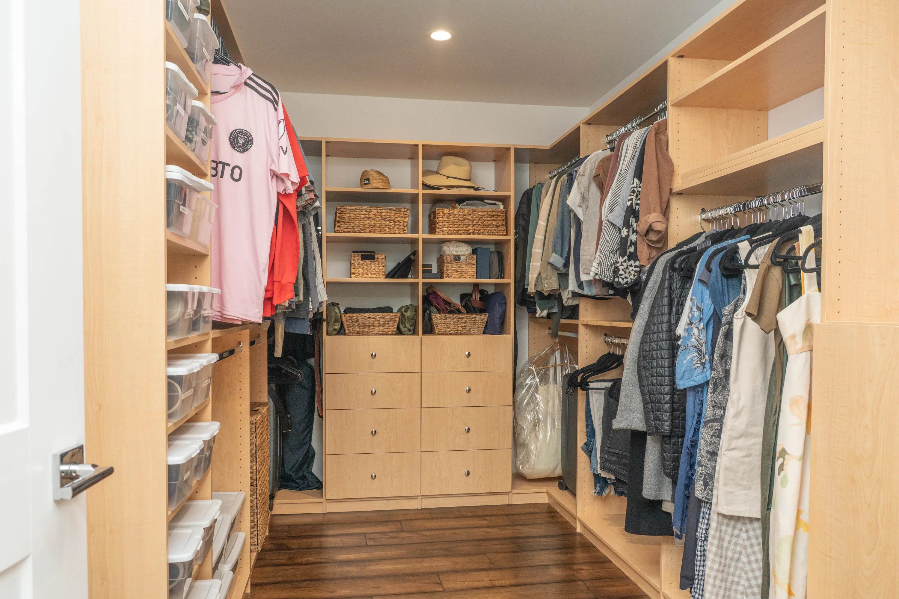 Primary Bedroom, Huge walk-in closet.