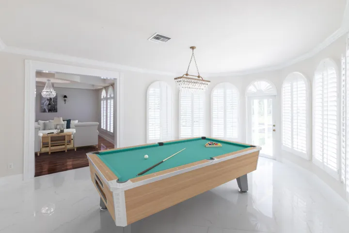 Running water game room