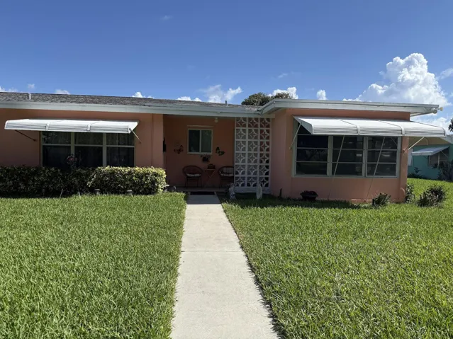 255 South Boulevard, Boynton Beach, FL 33435