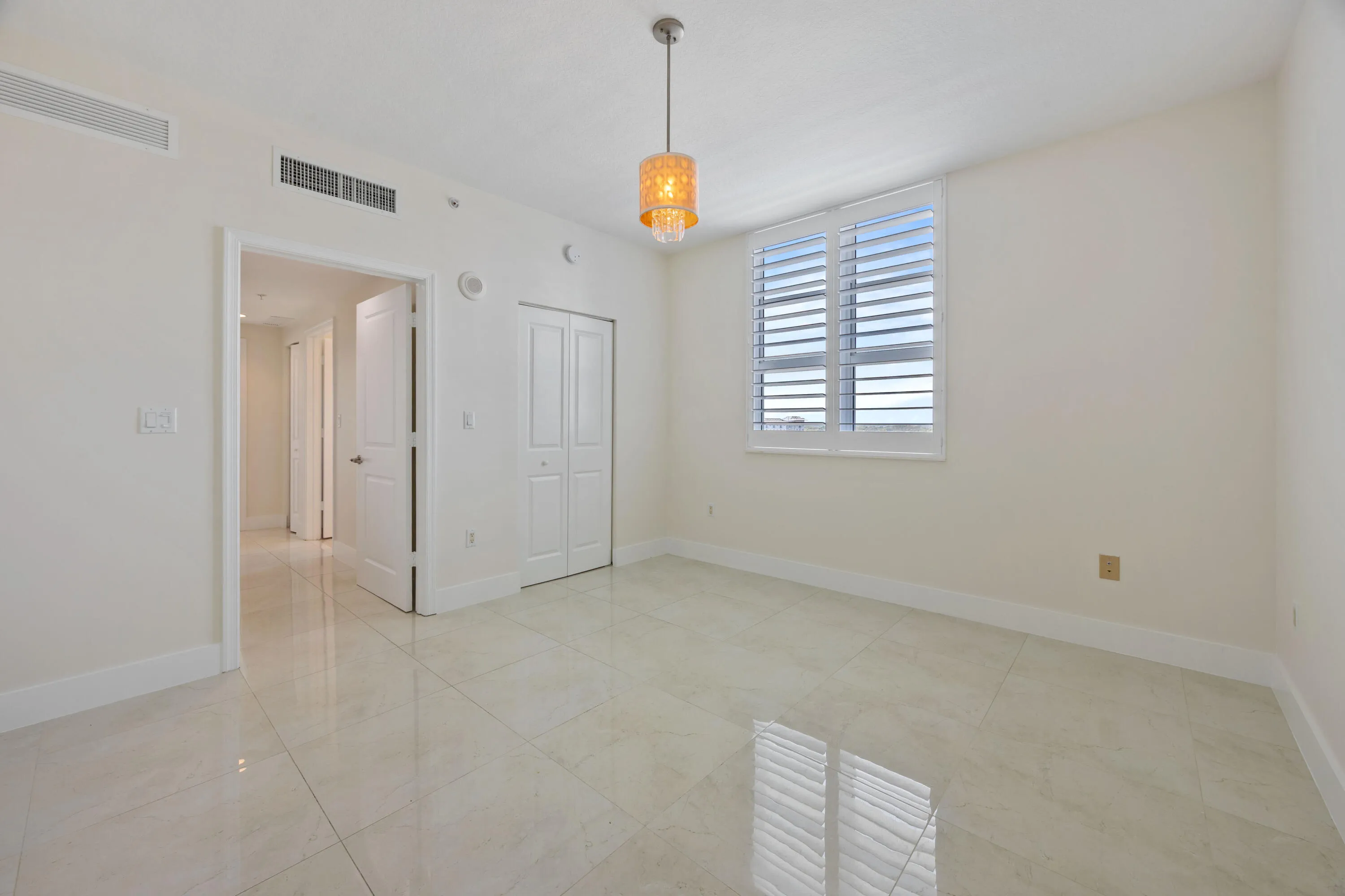 Plantation shutters plus WIC