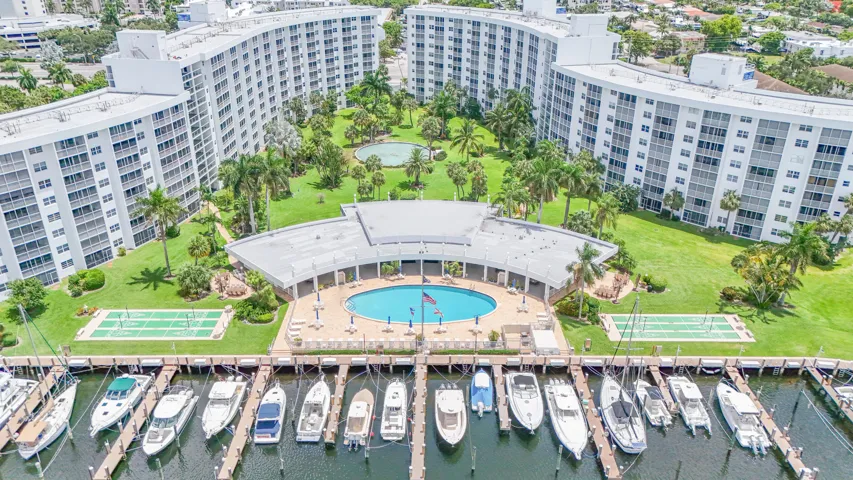 Waterfront Common Area
