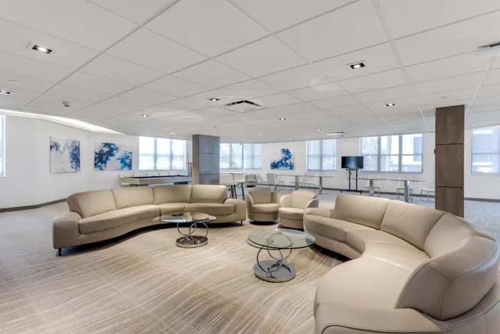 CLUB ROOM