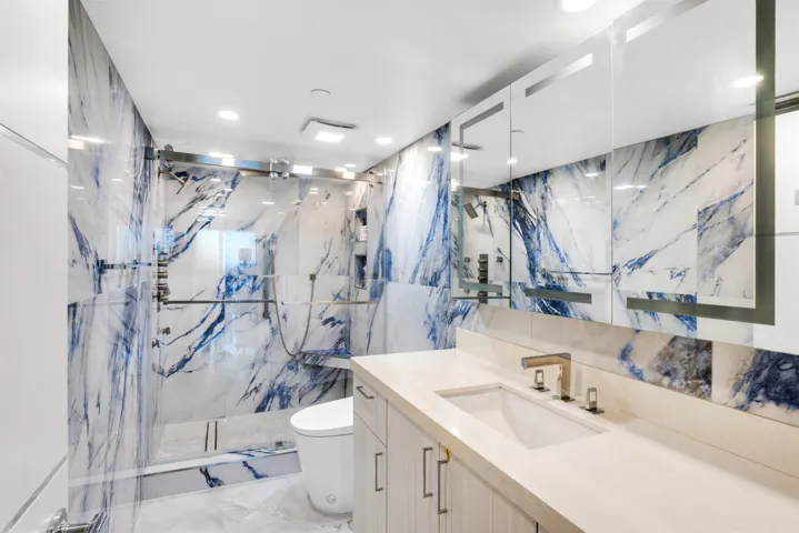GUEST BATH