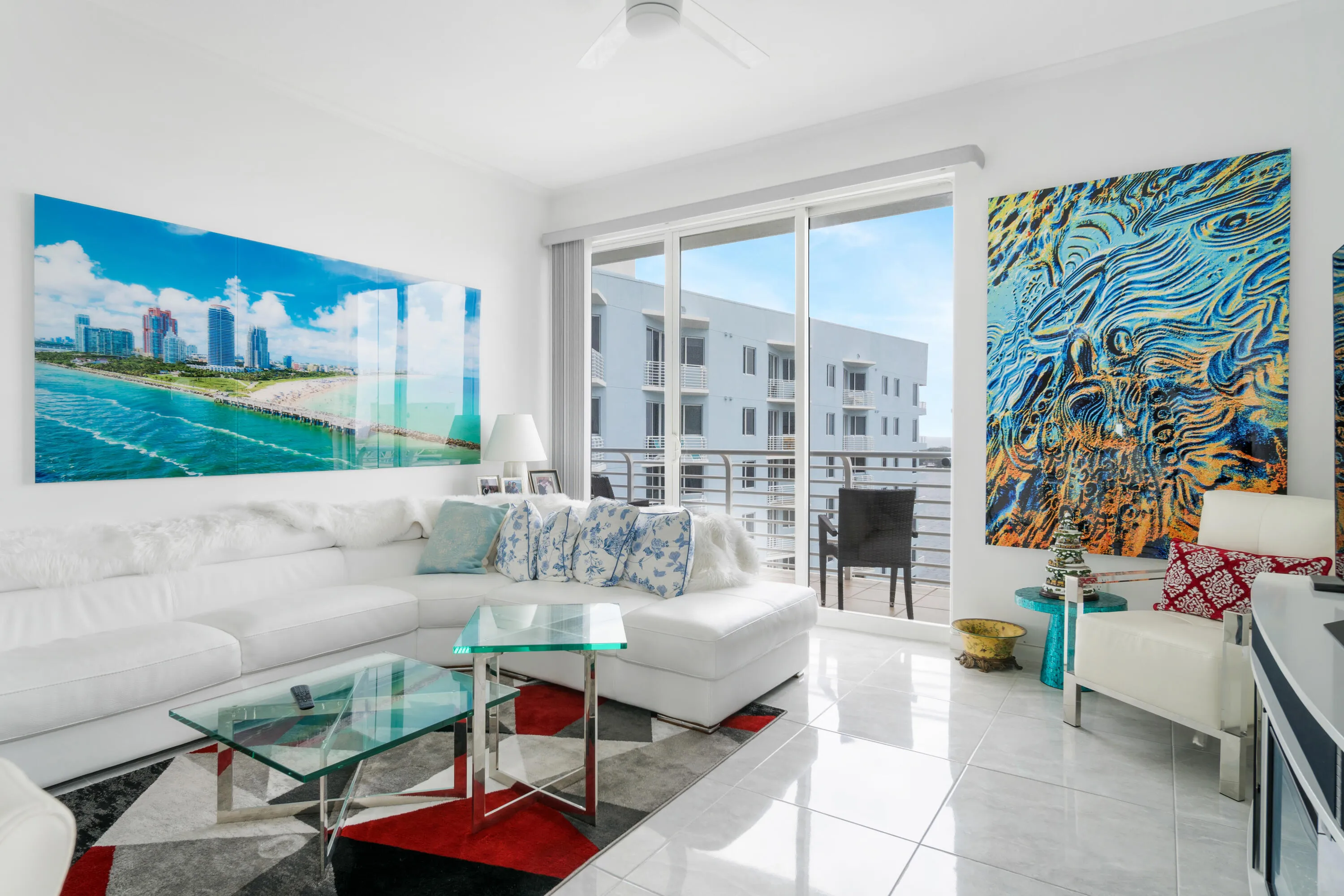 1551-N-FLAGLER-DR-LPH-11-33401-004