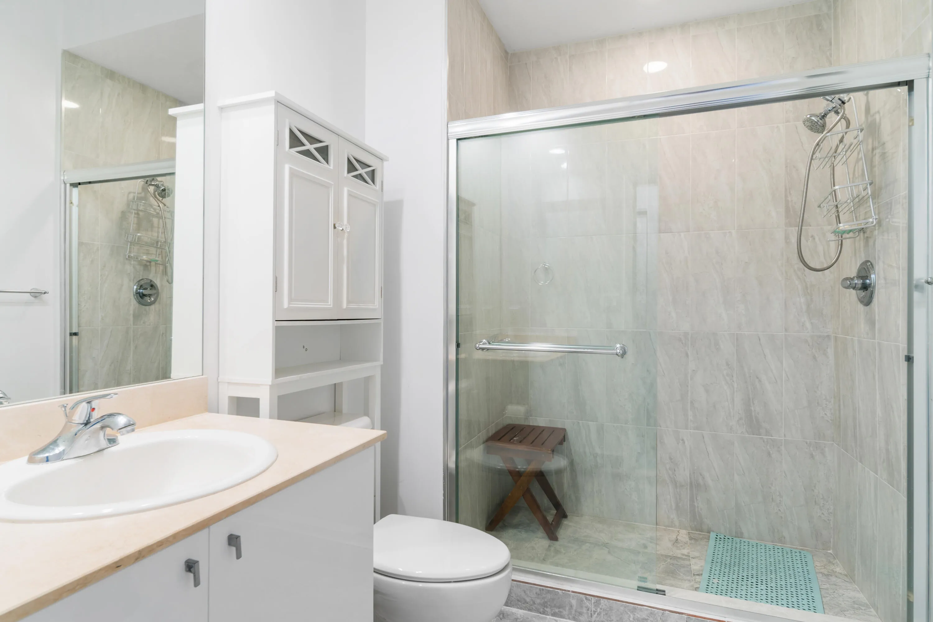 1551-N-FLAGLER-DR-LPH-11-33401-023