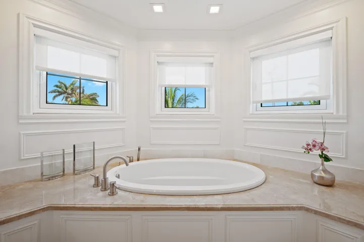 33-web-or-mls-81-island-dr-s