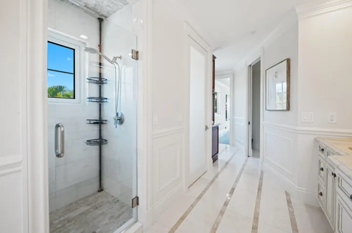 34-web-or-mls-81-island-dr-s