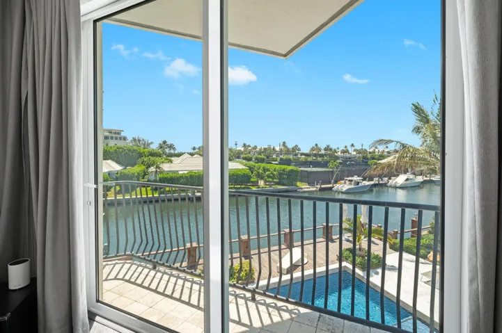 29-web-or-mls-81-island-dr-s