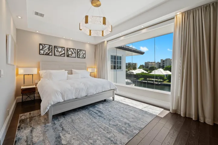 35-web-or-mls-81-island-dr-s