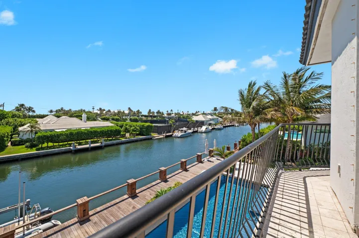 38-web-or-mls-81-island-dr-s