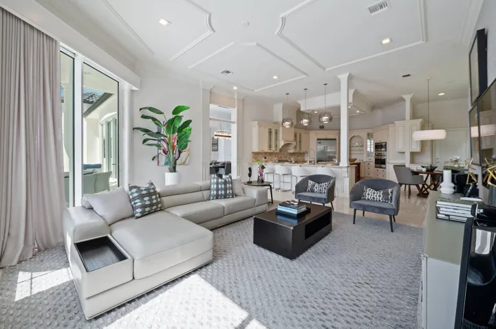 17-web-or-mls-81-island-dr-s